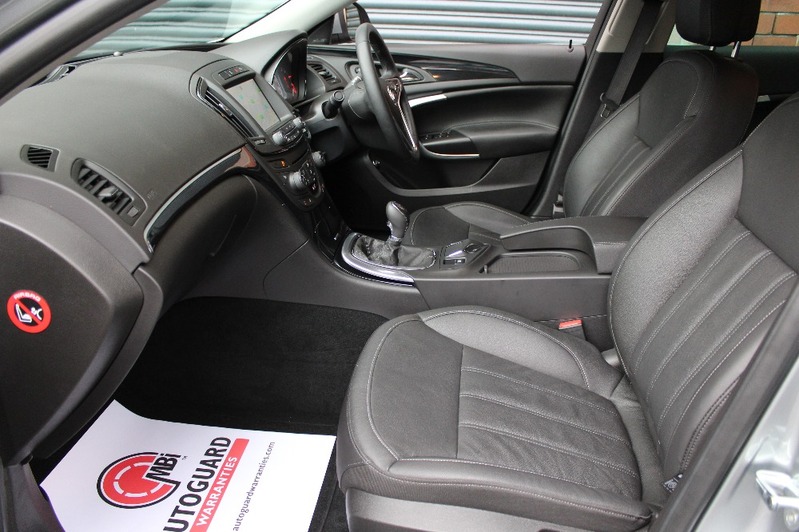 VAUXHALL INSIGNIA