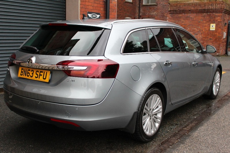 VAUXHALL INSIGNIA