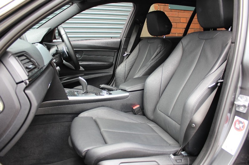 BMW 3 SERIES