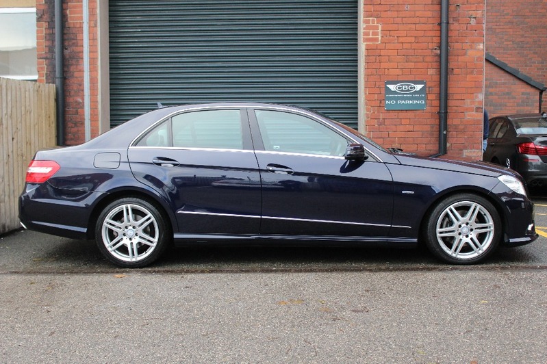 MERCEDES-BENZ E CLASS