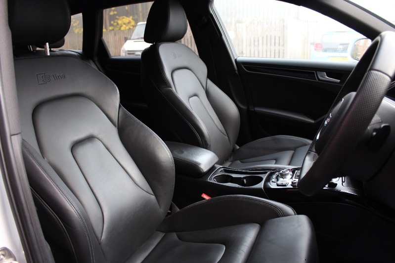 AUDI A4 AVANT