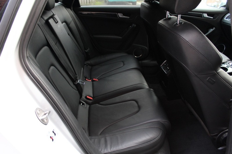 AUDI A4 AVANT
