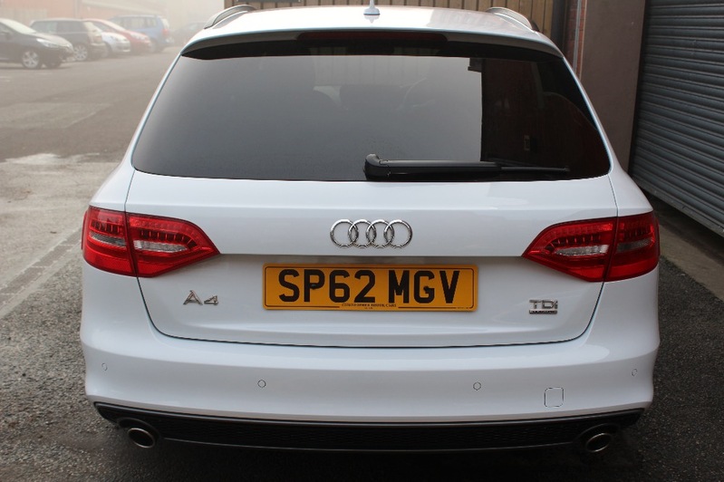 AUDI A4 AVANT