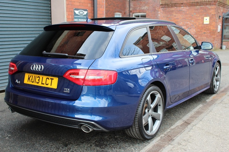 AUDI A4 AVANT