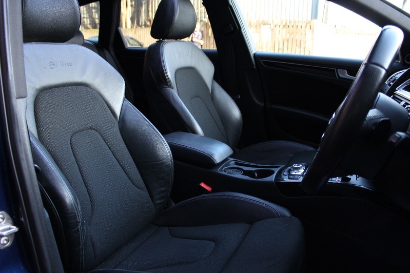 AUDI A4 AVANT