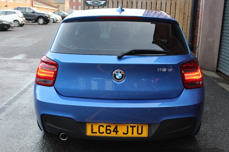 BMW 1 SERIES