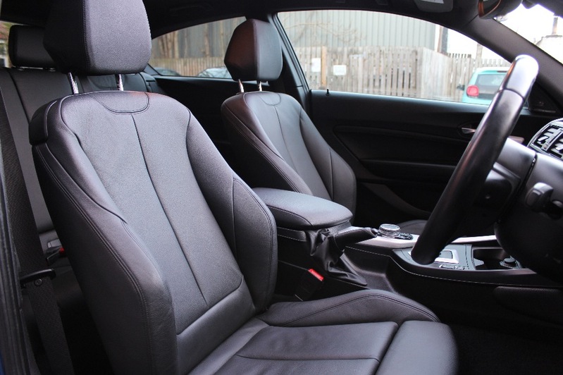 BMW 1 SERIES