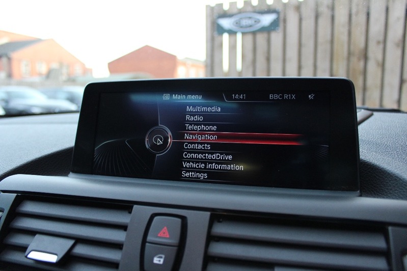 BMW 1 SERIES