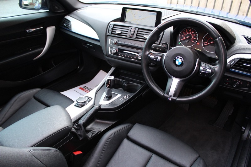 BMW 1 SERIES