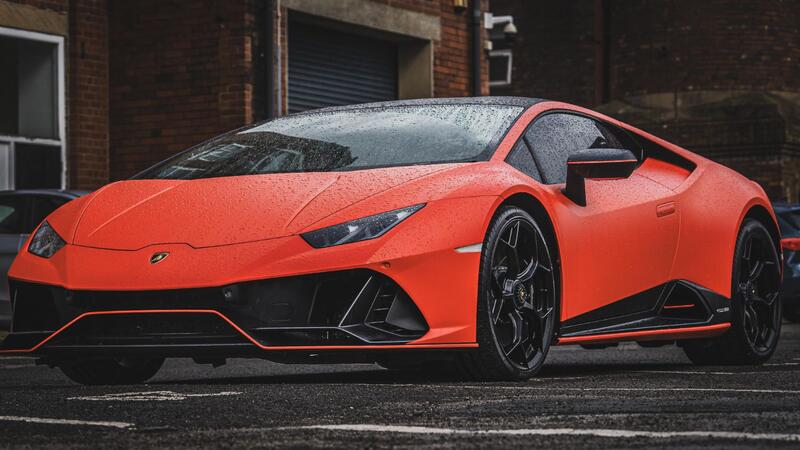LAMBORGHINI HURACAN