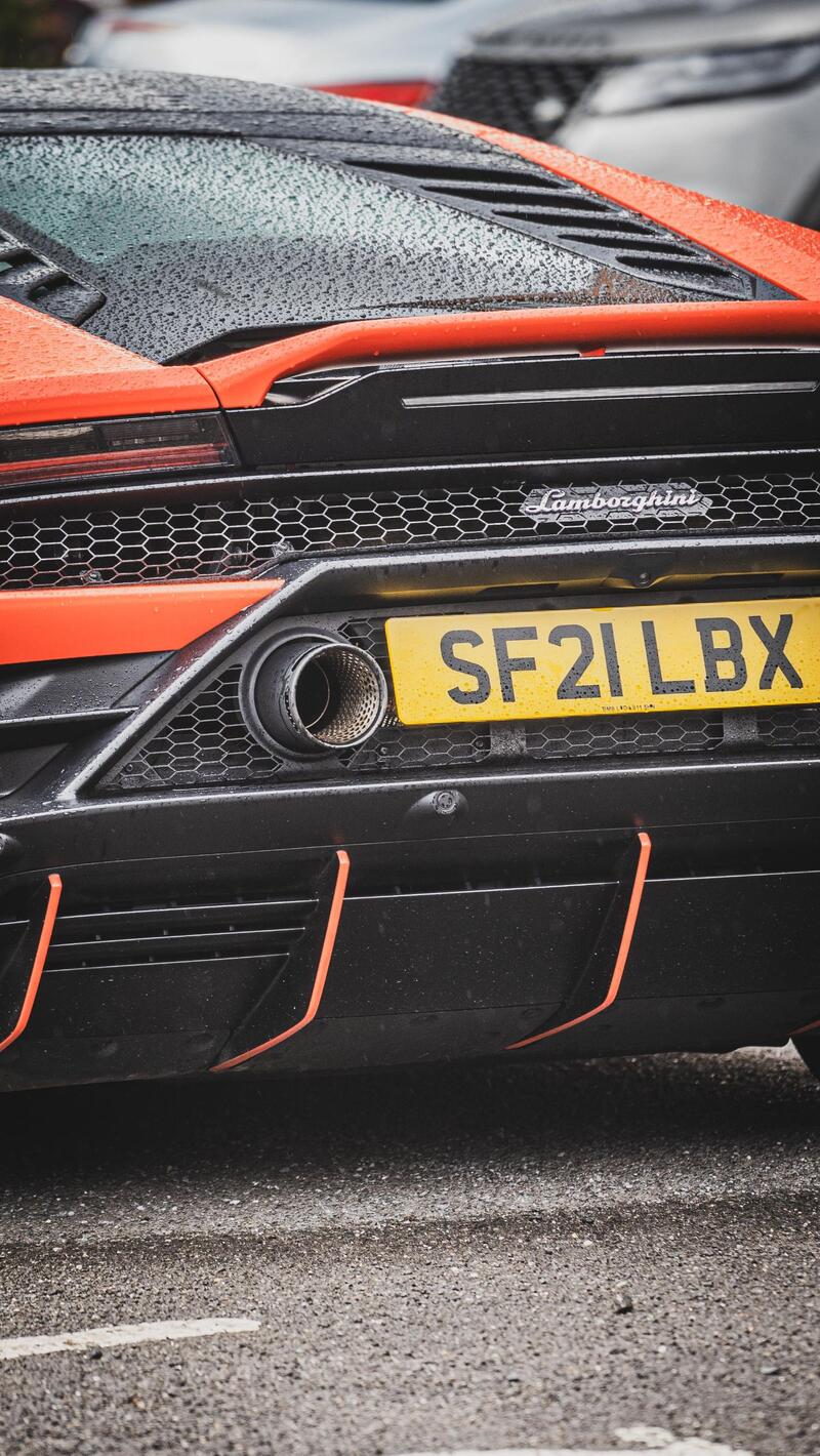 LAMBORGHINI HURACAN