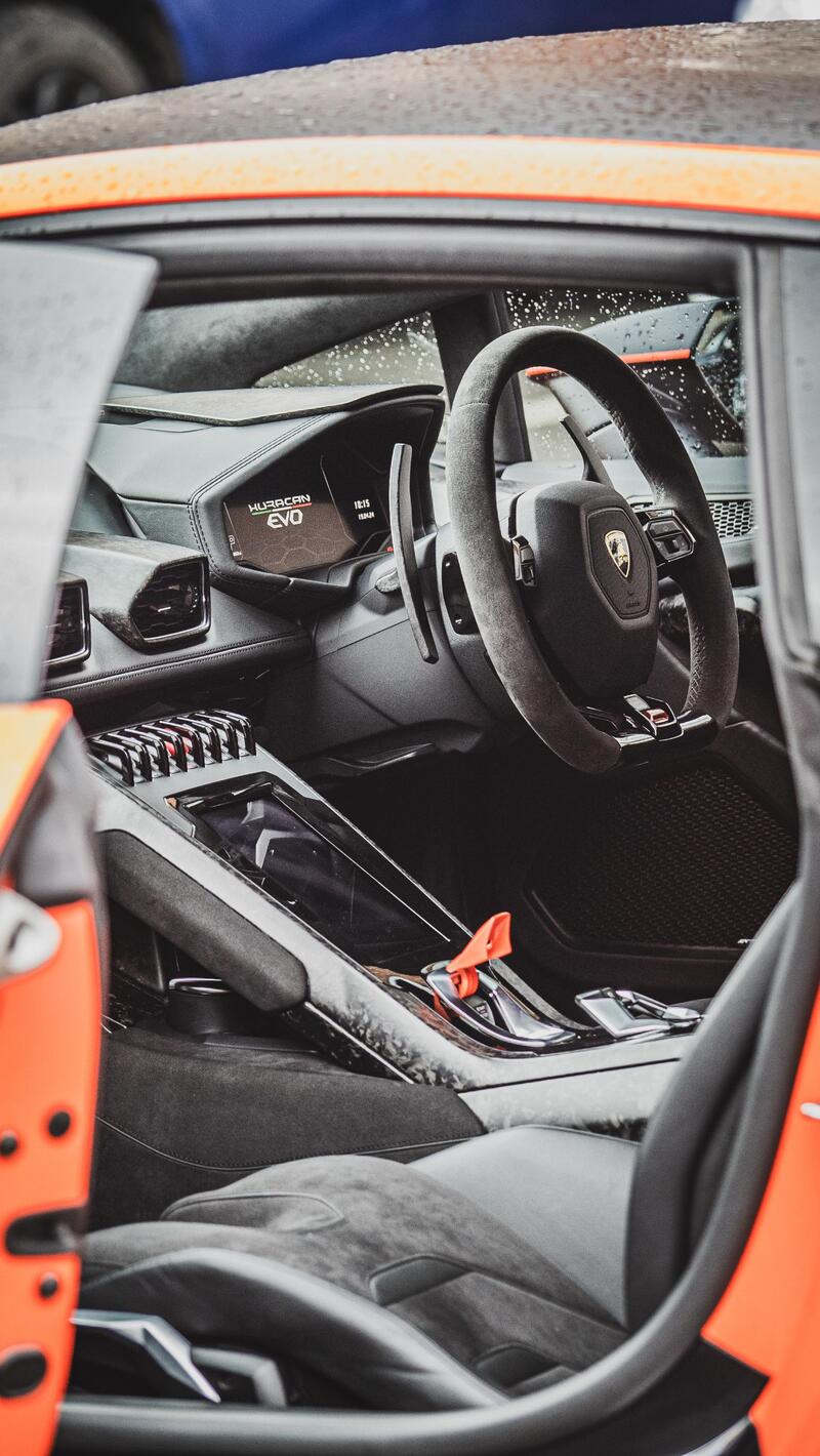 LAMBORGHINI HURACAN