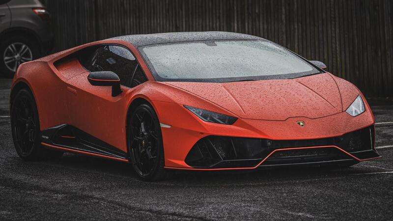 LAMBORGHINI HURACAN