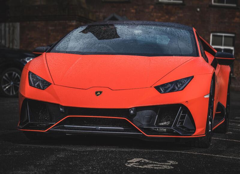 LAMBORGHINI HURACAN