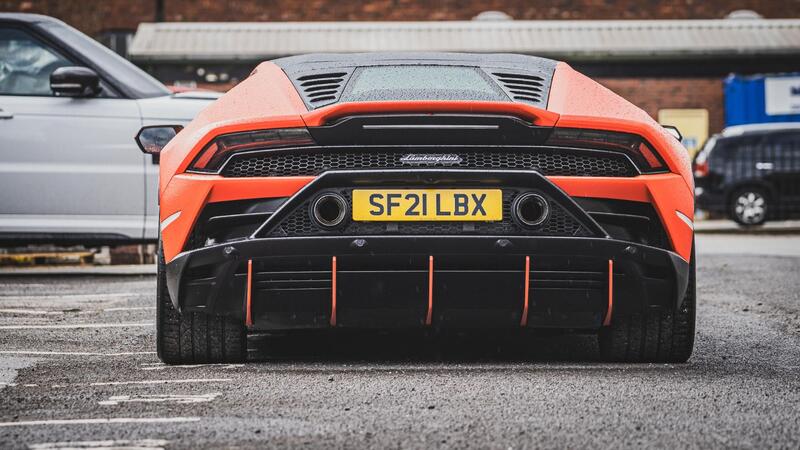 LAMBORGHINI HURACAN