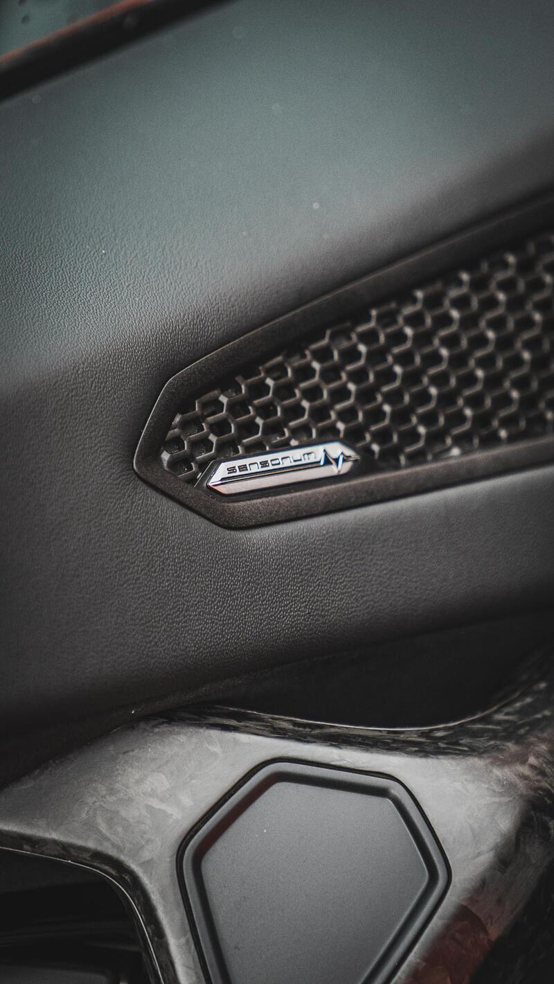 LAMBORGHINI HURACAN