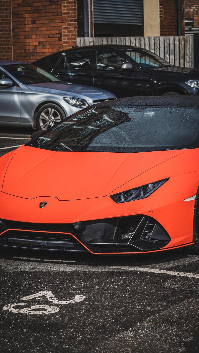 LAMBORGHINI HURACAN