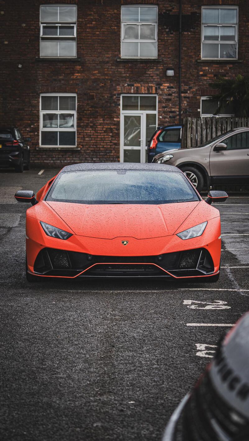 LAMBORGHINI HURACAN