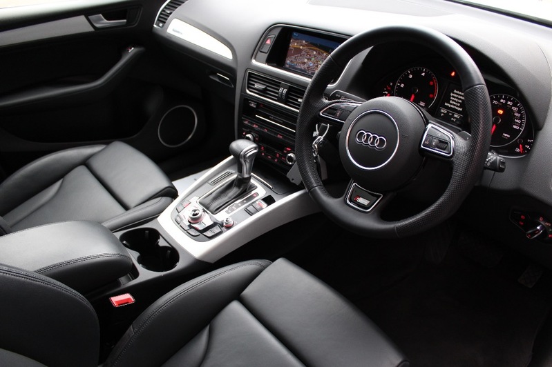 AUDI Q5