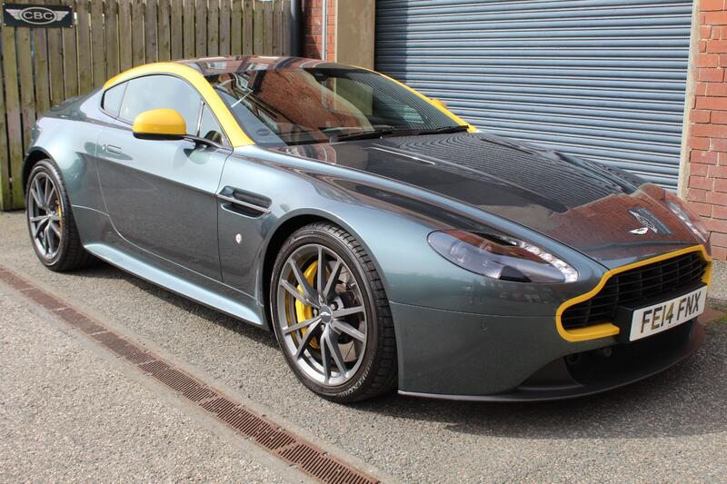 ASTON MARTIN VANTAGE
