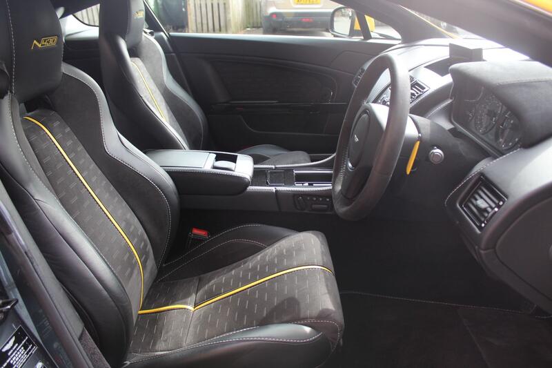 ASTON MARTIN VANTAGE