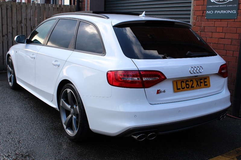 AUDI S4