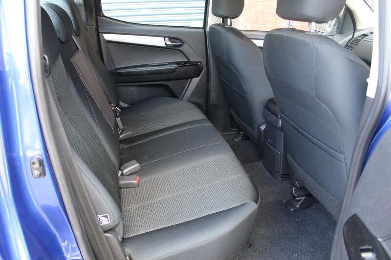ISUZU D-MAX