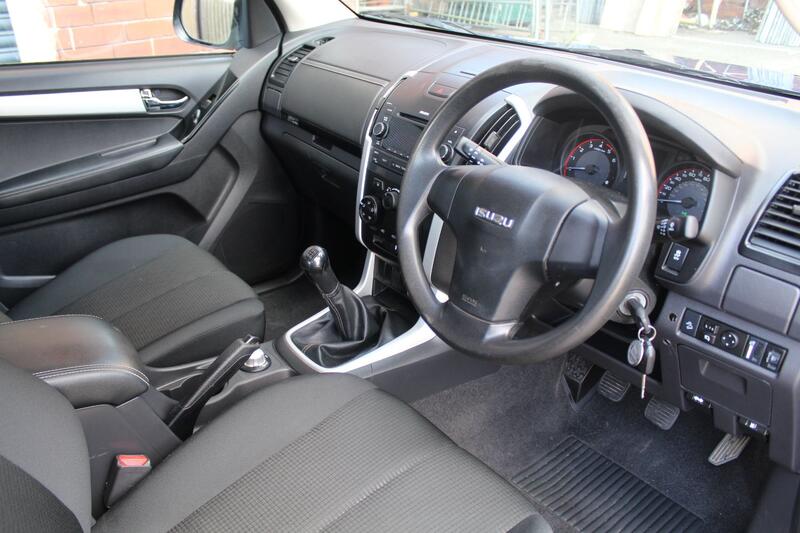 ISUZU D-MAX