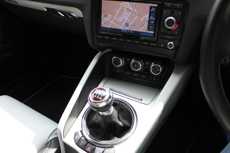 AUDI TT
