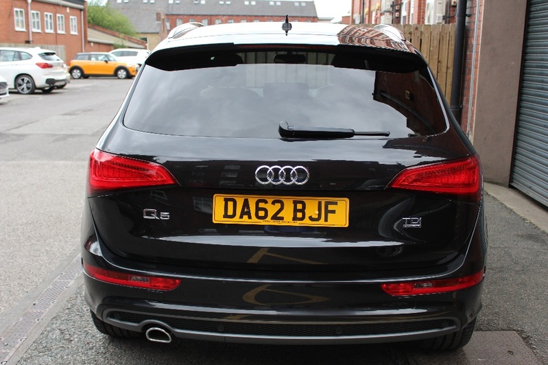 AUDI Q5