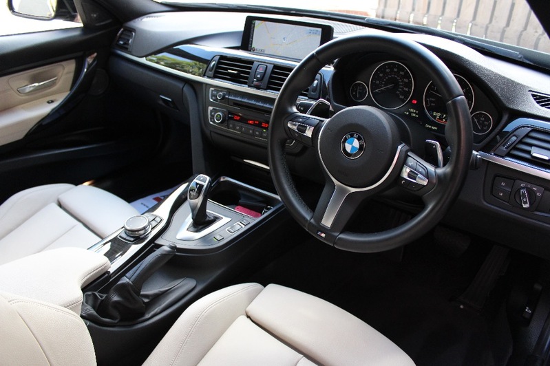 BMW 3 SERIES