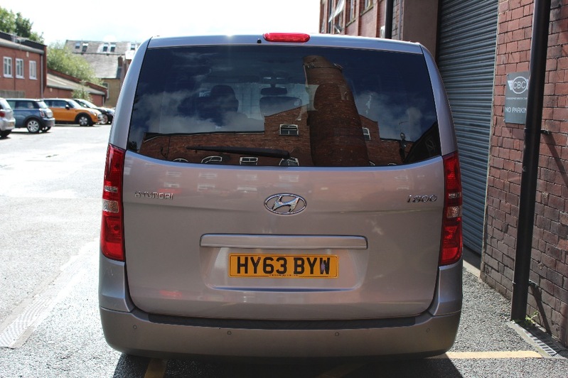 HYUNDAI I800