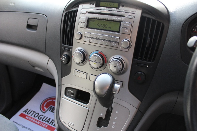 HYUNDAI I800