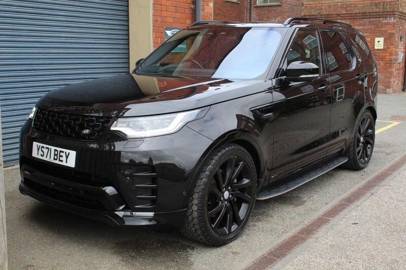 LAND ROVER DISCOVERY 3.0 D300 MHEV R-Dynamic SE