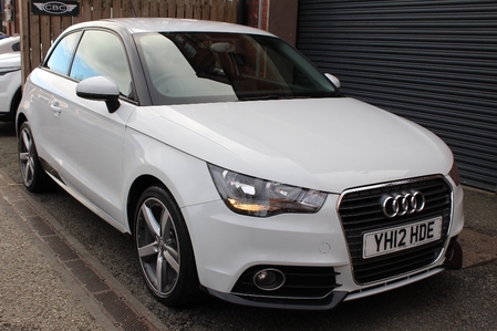 AUDI A1 TFSI CONTRAST EDITION