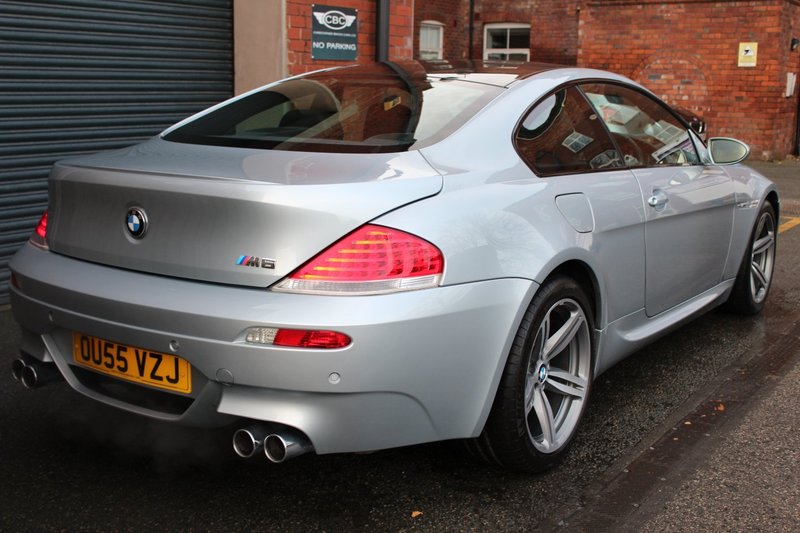 BMW 6 SERIES