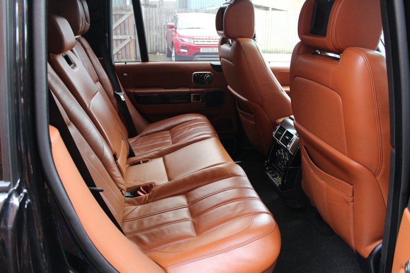 LAND ROVER RANGE ROVER
