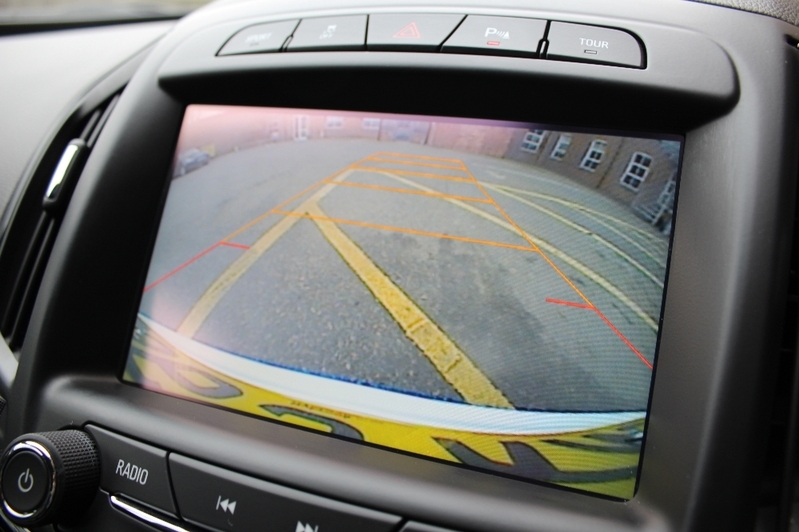 VAUXHALL INSIGNIA