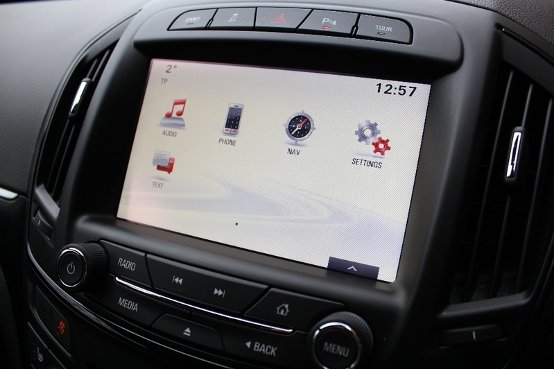 VAUXHALL INSIGNIA