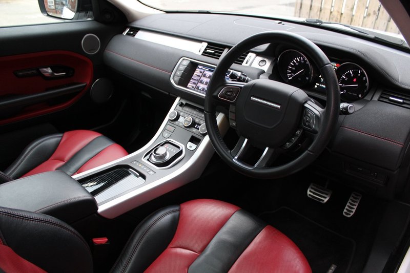 LAND ROVER RANGE ROVER EVOQUE