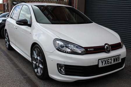 VOLKSWAGEN GOLF GTI EDITION 35