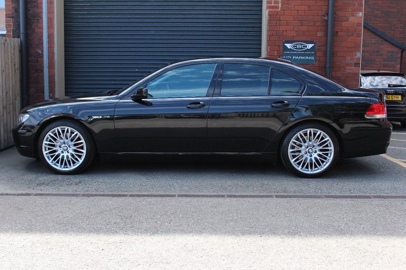 BMW 7 SERIES