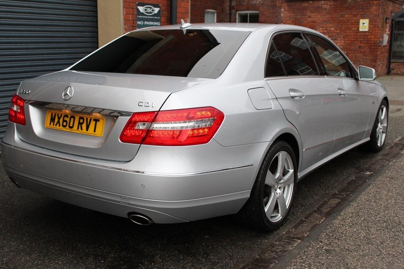 MERCEDES-BENZ E CLASS