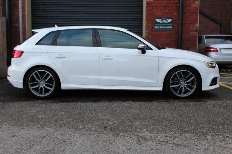AUDI S3