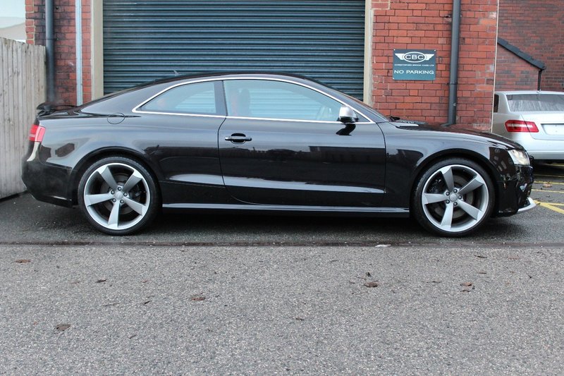 AUDI RS5