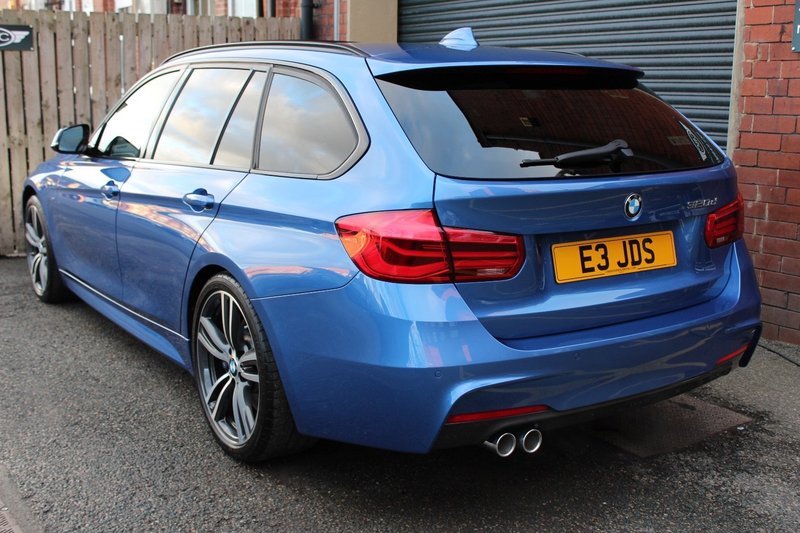 BMW 3 SERIES