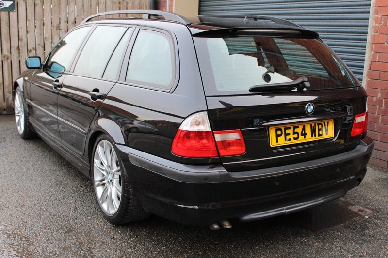 BMW 3 SERIES