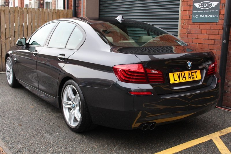 BMW 5 SERIES