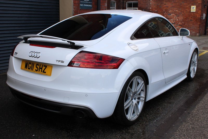 AUDI TT