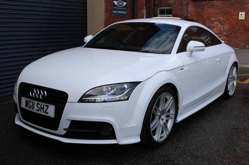 AUDI TT